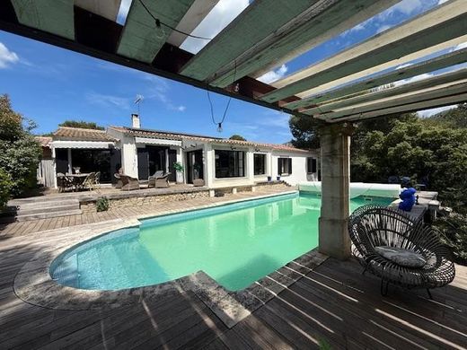 Villa in Taillades, Vaucluse