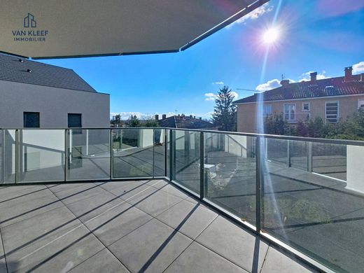 Apartment in Divonne-les-Bains, Ain