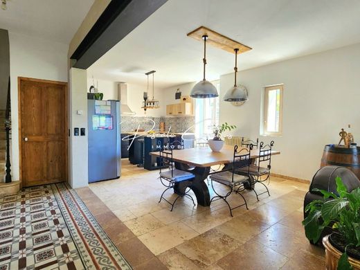 Villa a Saint-Rémy-de-Provence, Bocche del Rodano