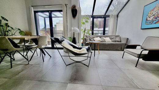 Appartement à Le Plessis-Robinson, Hauts-de-Seine