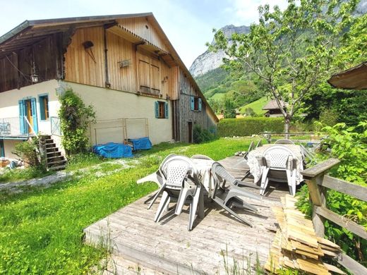 Villa in Glières-Val-de-Borne, Haute-Savoie