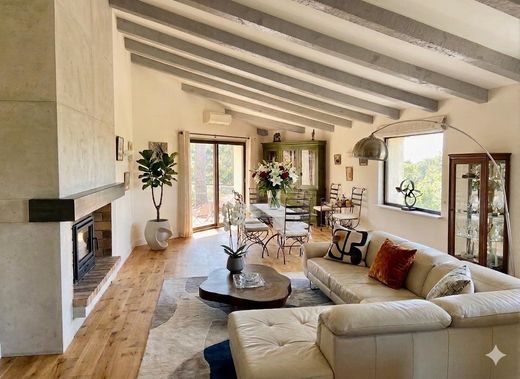 Villa in La Londe-les-Maures, Var