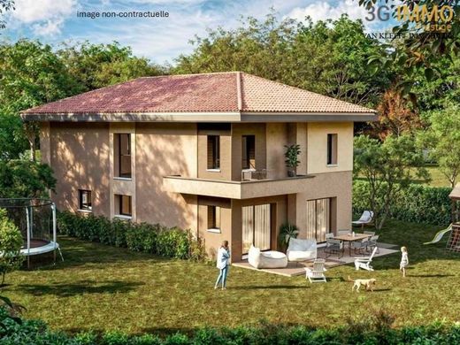 Villa in Saint-Genis-Pouilly, Ain