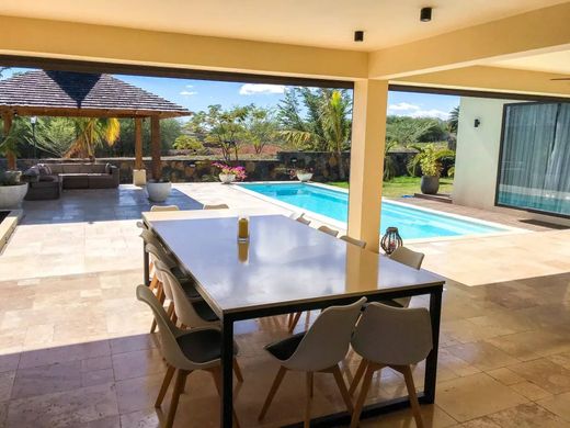 Villa in Tamarin, Black River District