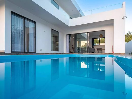 Villa in Grande Rivière Noire, Black River District