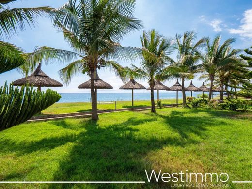 Daire Flic en Flac, Black River District