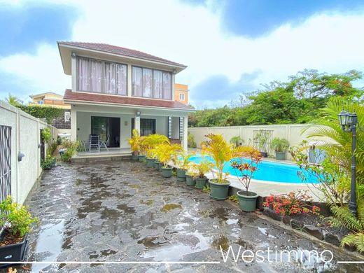 Villa in Grand Gaube, Rivière du Rempart District