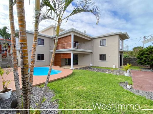 Villa in Grand Gaube, Rivière du Rempart District