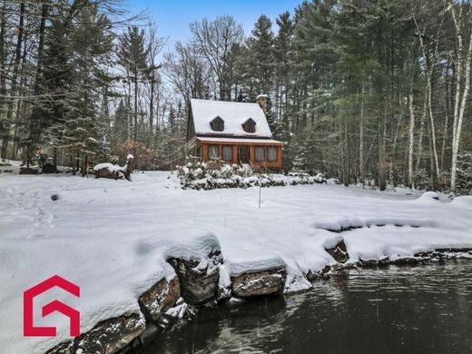 Landsitz in Sainte-Sophie, Laurentides