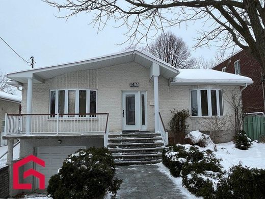 منزل ريفي ﻓﻲ Montréal, City of Montréal