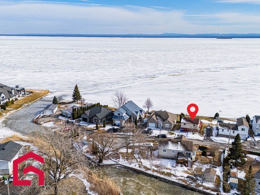 Country House in Saint-Zotique, Montérégie