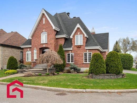Country House in Laval, Laval Region