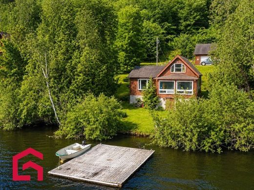 Country House in La Conception, Laurentides