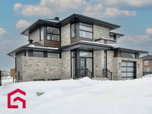 Landhuis in Saint-Eustache, Laurentides