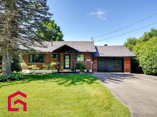 ‏בתי כפר ב  Prévost, Laurentides