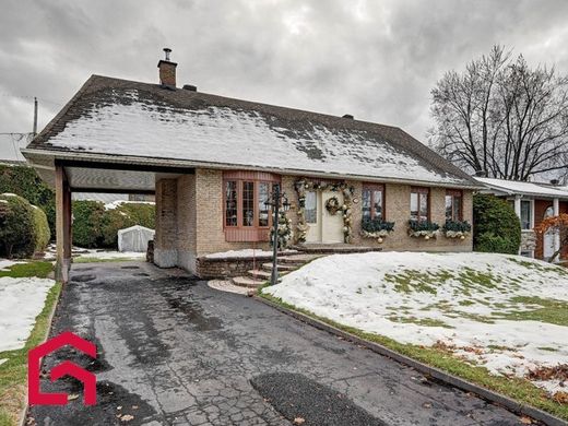 Casa de campo en Laval, Laval Region