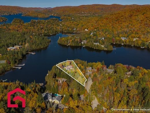 Country House in Saint-Adolphe-d'Howard, Laurentides