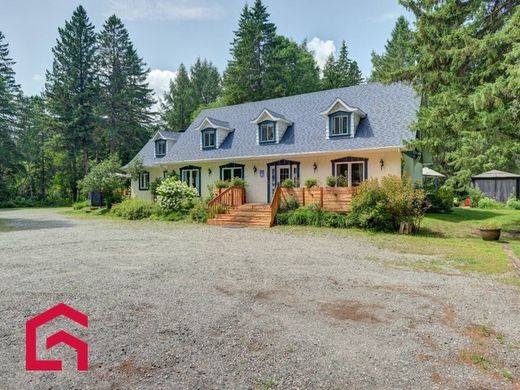 Country House in Mont-Tremblant, Laurentides
