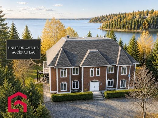 Country House in Val-d'Or, Abitibi-Témiscamingue