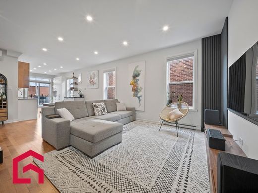 Apartment / Etagenwohnung in Montreal, City of Montréal