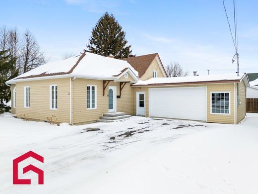 Casa de campo en Saint-Jean-sur-Richelieu, Montérégie