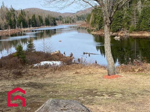 Country House in Saint-Adolphe-d'Howard, Laurentides