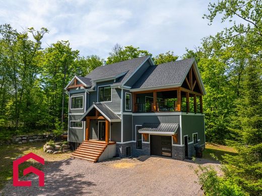 Propriété de campagne à Mont-Laurier, Laurentides