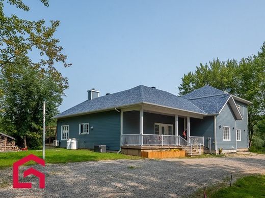 Casa de campo en Beaux-Rivages--Lac-des-Écorces--Val-Barrette, Laurentides