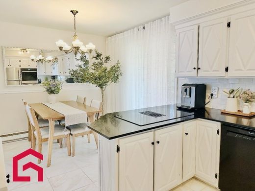 Country House in Montreal, City of Montréal