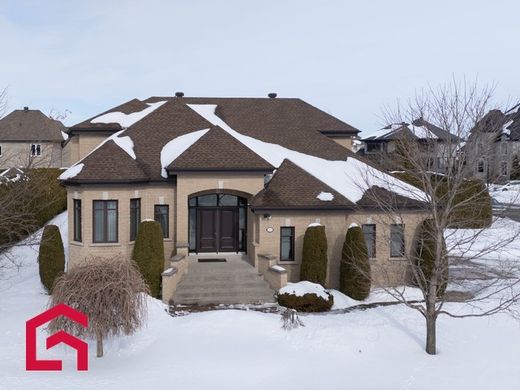 Landsitz in Sainte-Julie, Montérégie