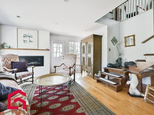 Country House in Morin-Heights, Laurentides