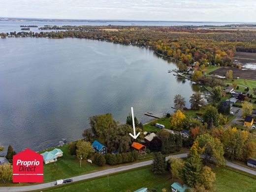 ‏בתי כפר ב  Saint-Anicet, Montérégie