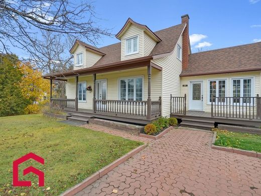 Country House in Rimouski, Bas-Saint-Laurent