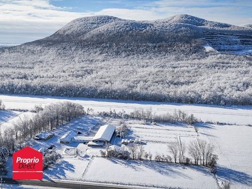 Поместье, Sainte-Marie-Madeleine, Montérégie