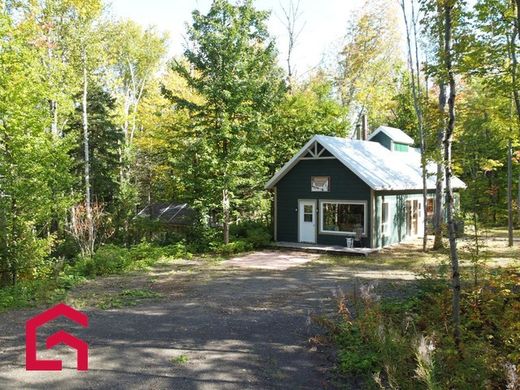 农场  Saint-Jean-de-Dieu, Bas-Saint-Laurent