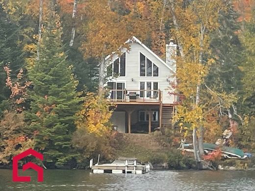 Country House in Nominingue, Laurentides