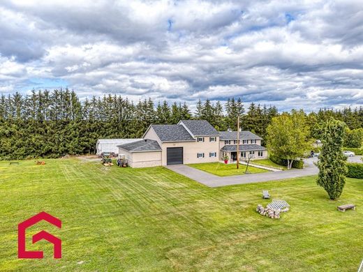 Country House in Lanoraie, Lanaudière