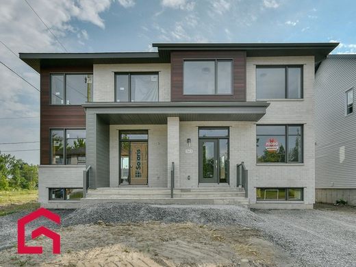 Gospodarstwo w Saint-Eustache, Laurentides