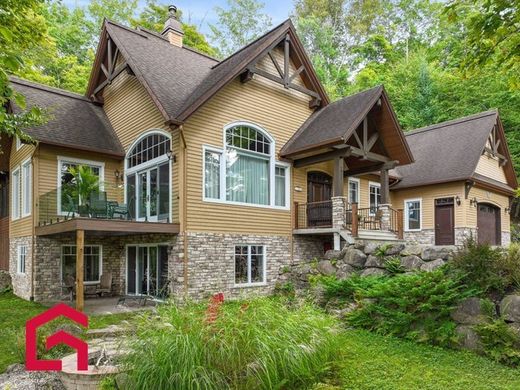 Country House in Mont-Tremblant, Laurentides