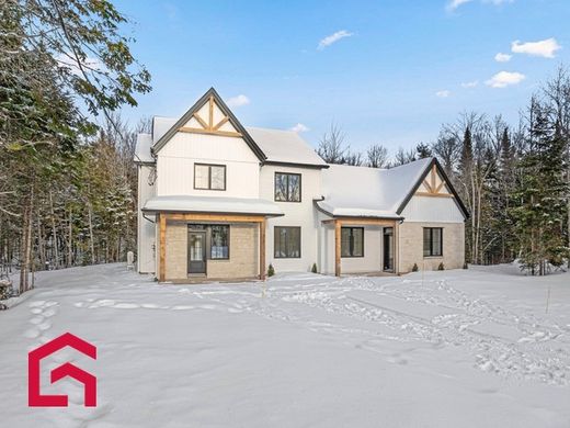 Country House in Saint-Jean-de-Matha, Lanaudière