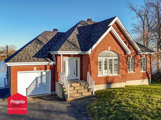 Country House in Saint-Roch-de-Richelieu, Montérégie