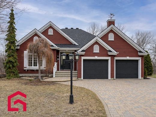 Casa de campo en Mont-Saint-Hilaire, Montérégie