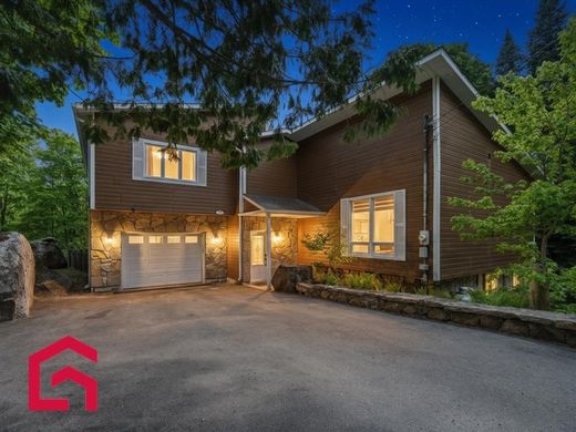 Country House in Piedmont, Laurentides