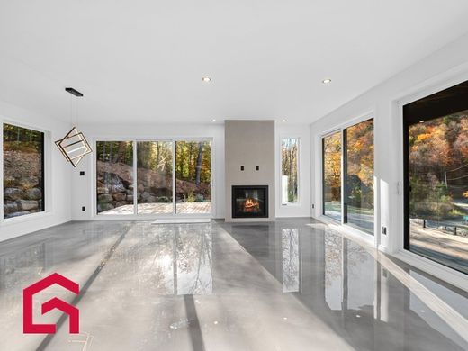 Casale a Saint-Adolphe-d'Howard, Laurentides