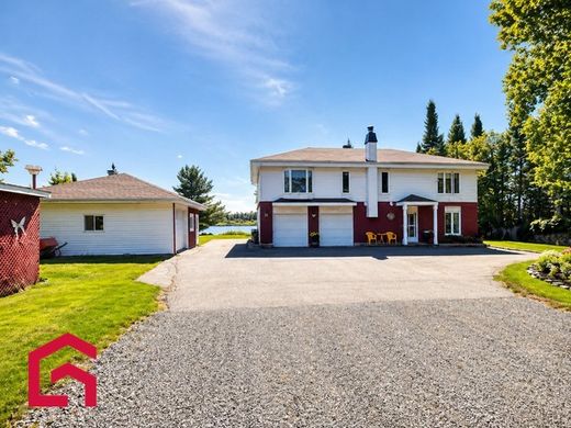 Casa de campo - Val-d'Or, Abitibi-Témiscamingue