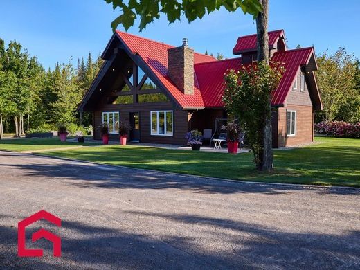 Casa de campo en Notre-Dame-du-Mont-Carmel, Québec