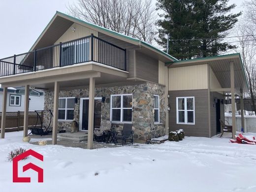 ‏בתי כפר ב  Roxton Pond, Montérégie