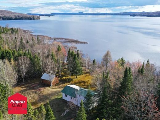 Casa de campo en Nominingue, Laurentides