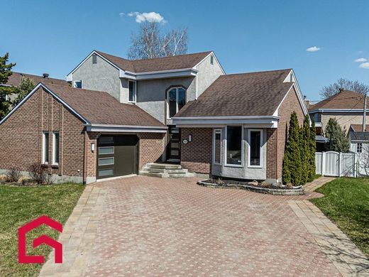 Country House in Sainte-Rose, Laval Region