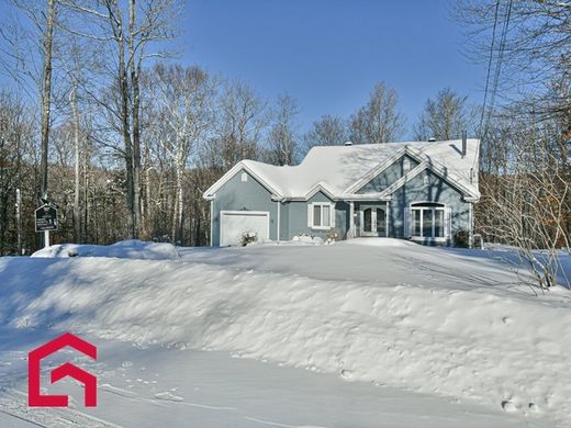 郊区住宅  Saint-Sauveur, Laurentides